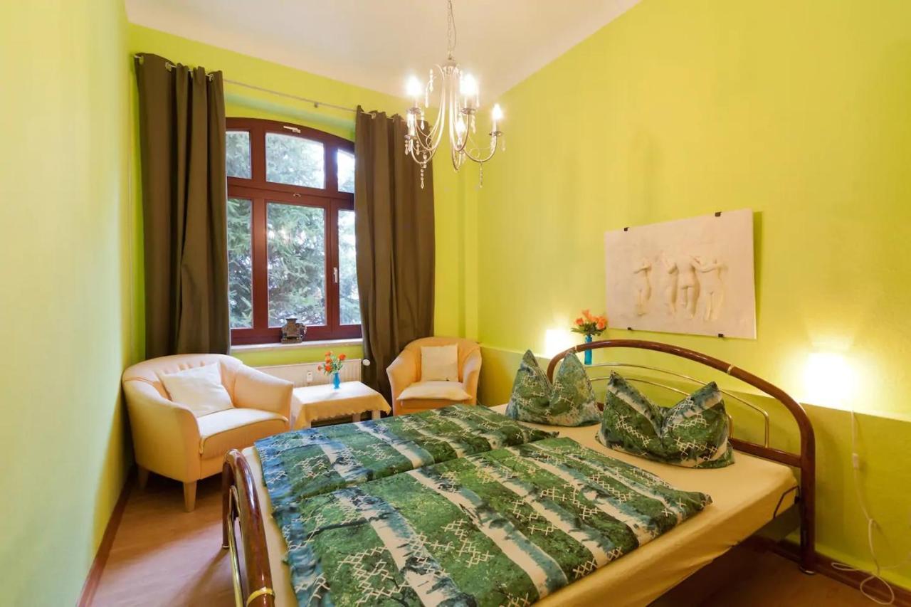 Grosse Ferienwohnung In Dresden-Lobtau Extérieur photo
